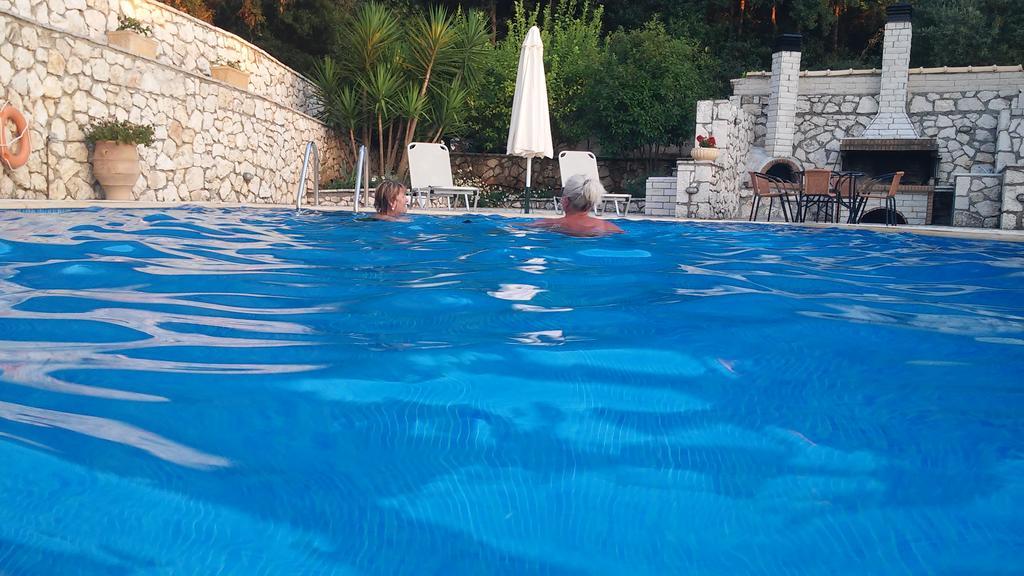 Ionian Villas อาโยส นิกีตัส ภายนอก รูปภาพ