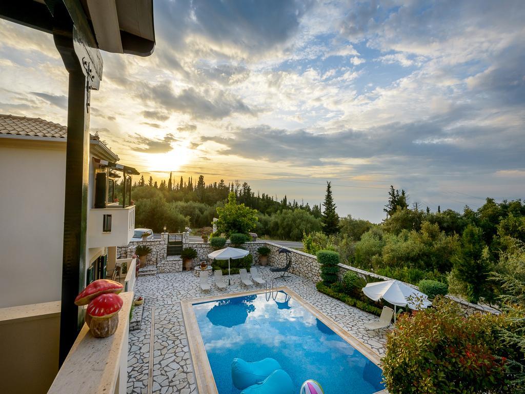 Ionian Villas อาโยส นิกีตัส ภายนอก รูปภาพ