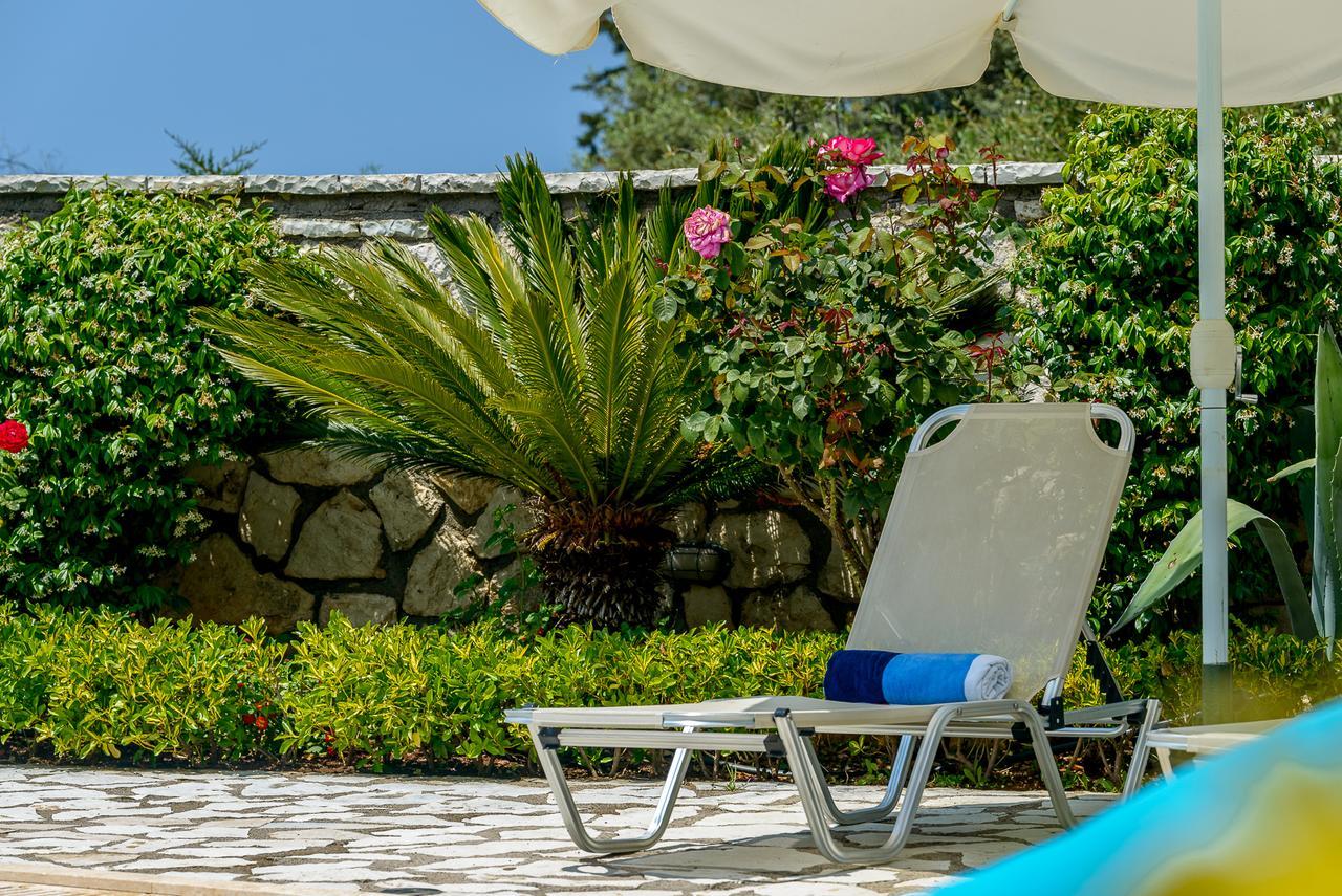 Ionian Villas อาโยส นิกีตัส ภายนอก รูปภาพ